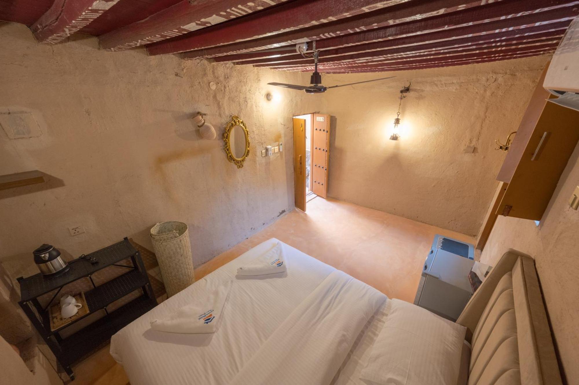 بيت نُزل السلام Bait Salam Inn Al Ḩamrāʼ Zewnętrze zdjęcie
