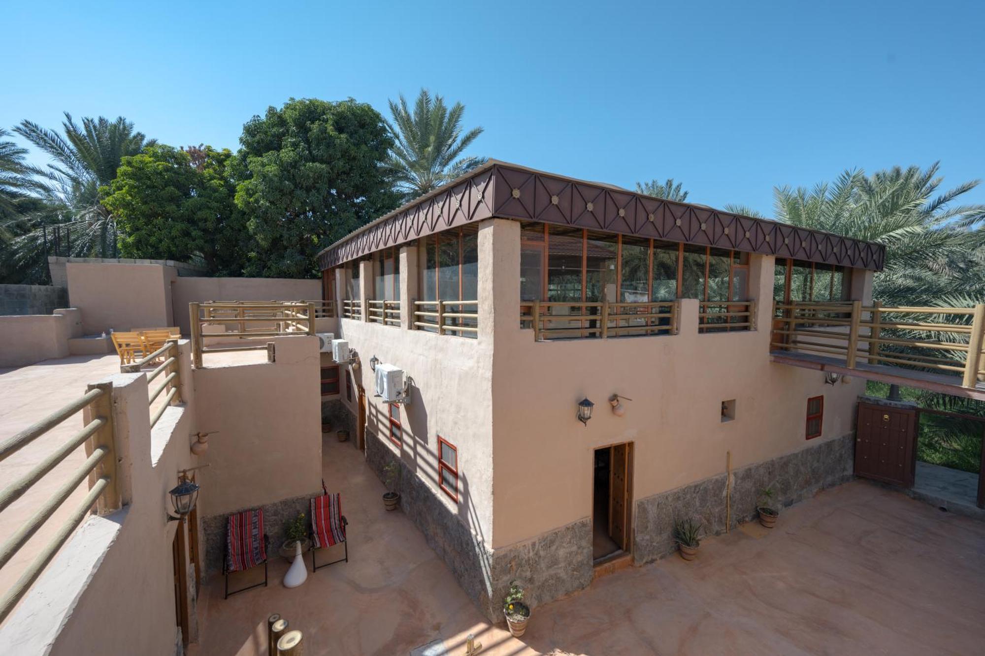 بيت نُزل السلام Bait Salam Inn Al Ḩamrāʼ Zewnętrze zdjęcie