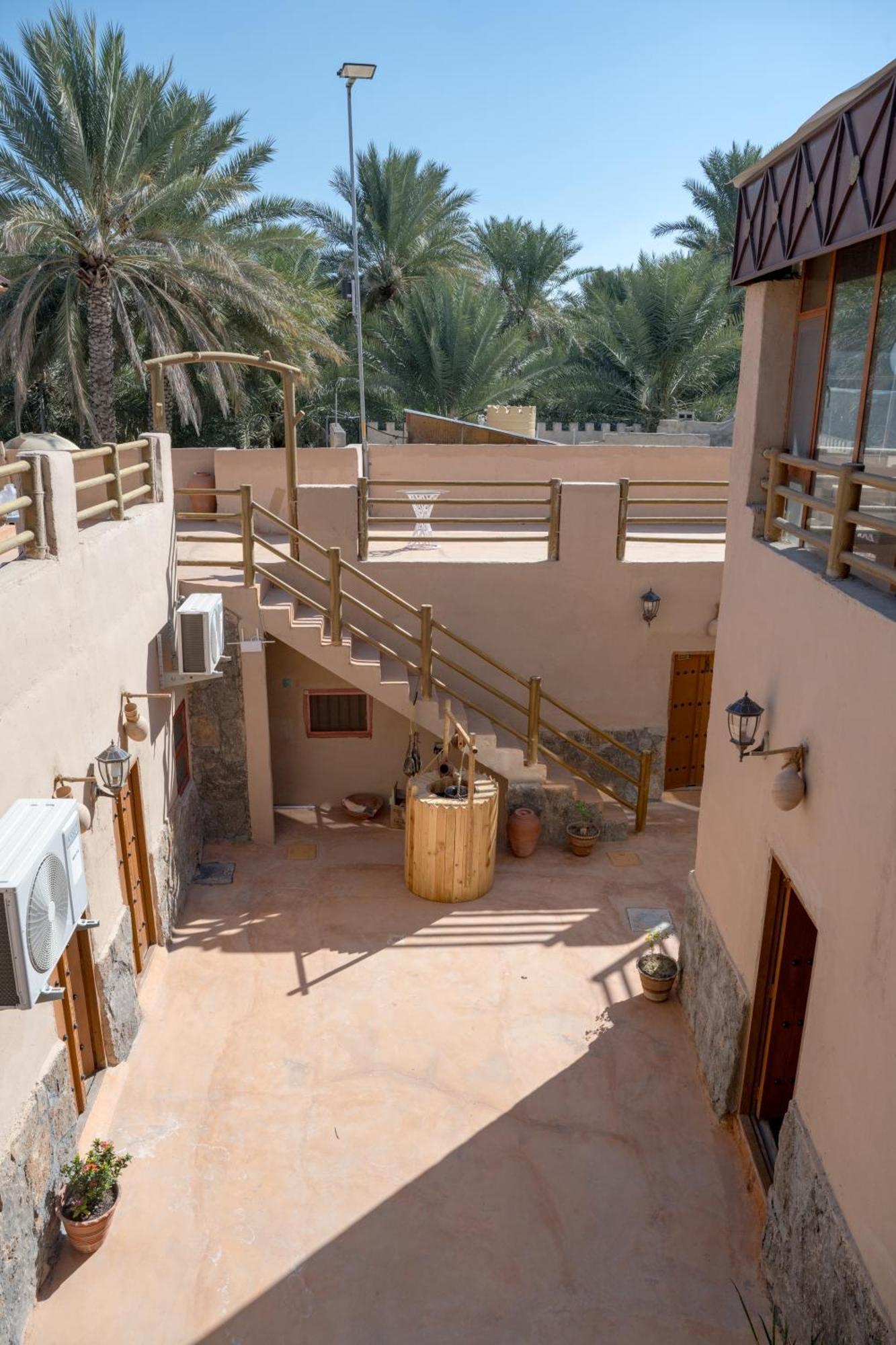 بيت نُزل السلام Bait Salam Inn Al Ḩamrāʼ Zewnętrze zdjęcie